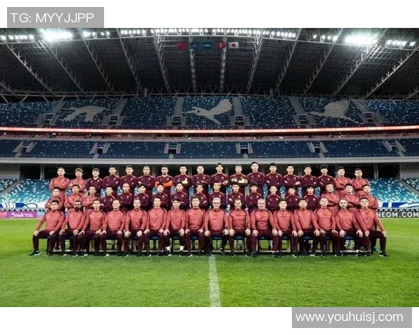 2025年现役最强足球球员前十名实力对比与未来潜力分析